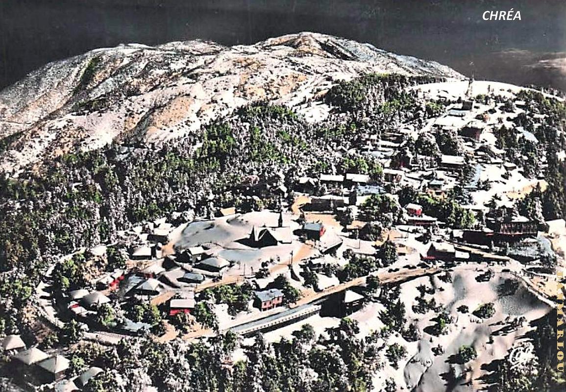 Chrea - Vue aerienne.jpg